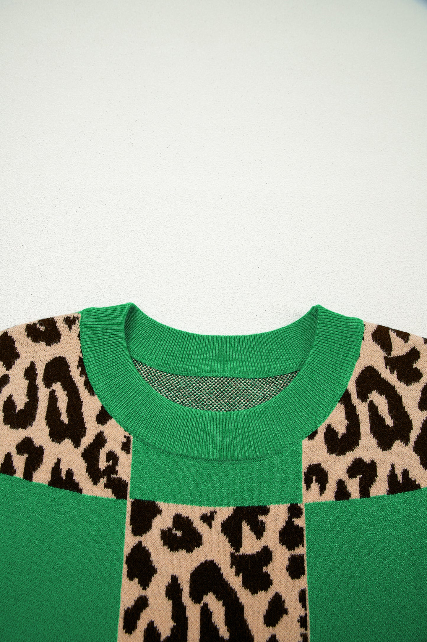 Green Leopard Checkerboard Short Sleeve Knit Sweater