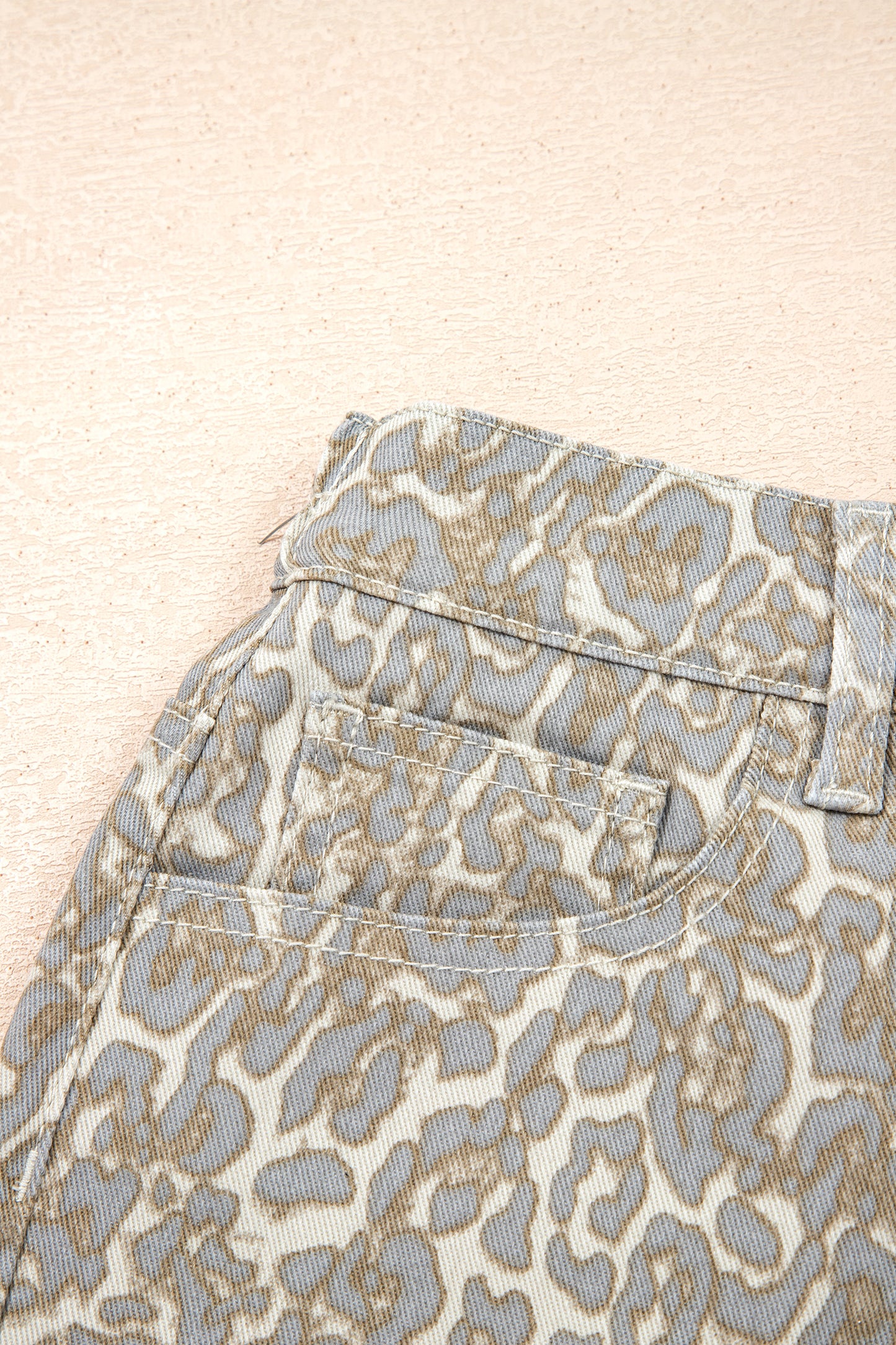 Khaki Raw Edge Leopard Print Denim Shorts