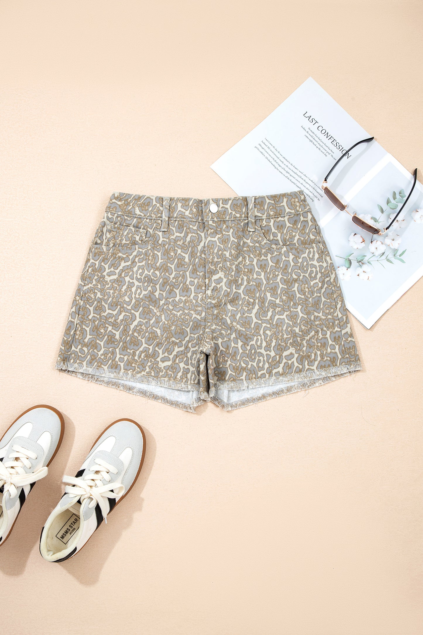Khaki Raw Edge Leopard Print Denim Shorts