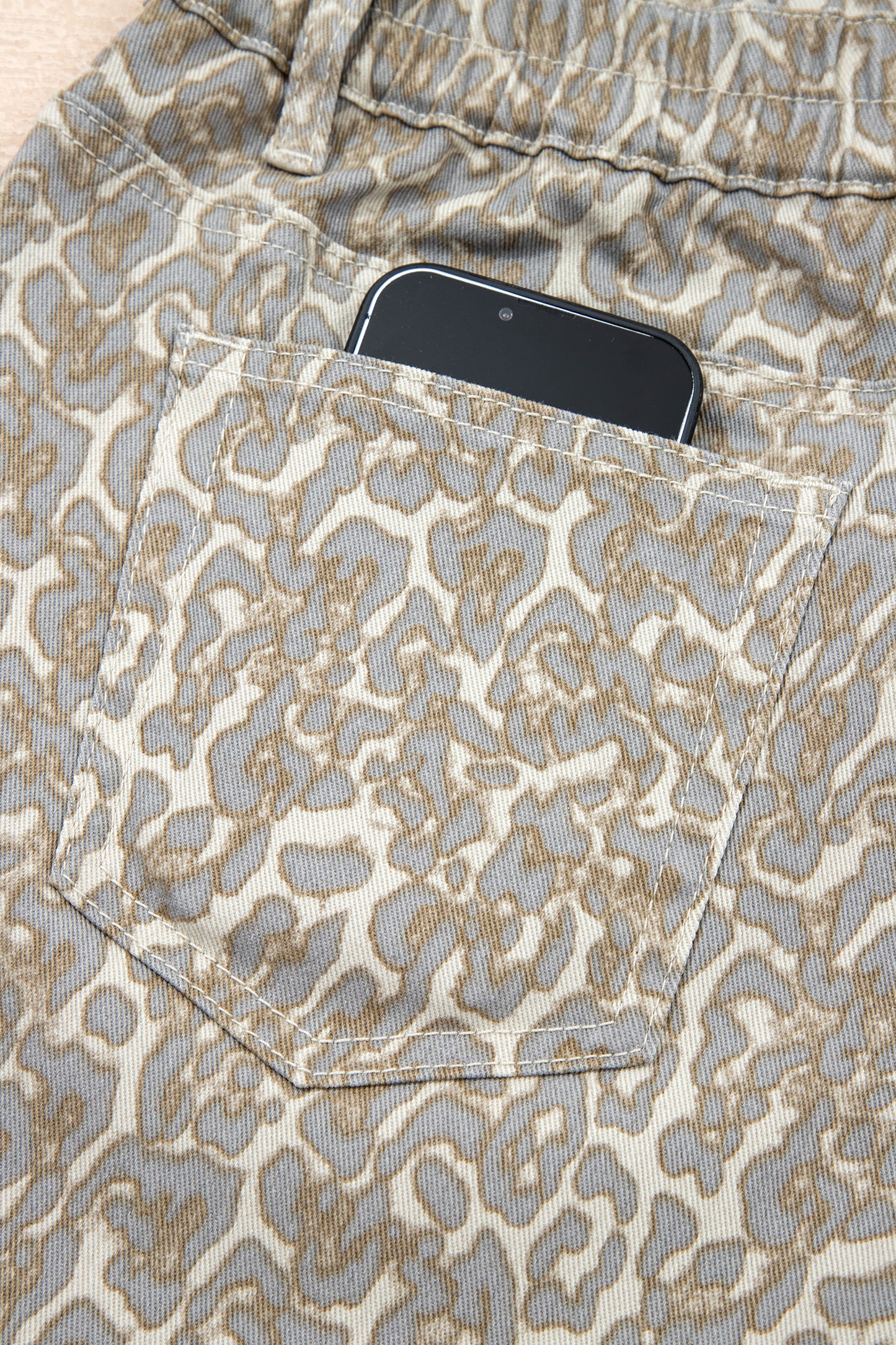 Khaki Raw Edge Leopard Print Denim Shorts